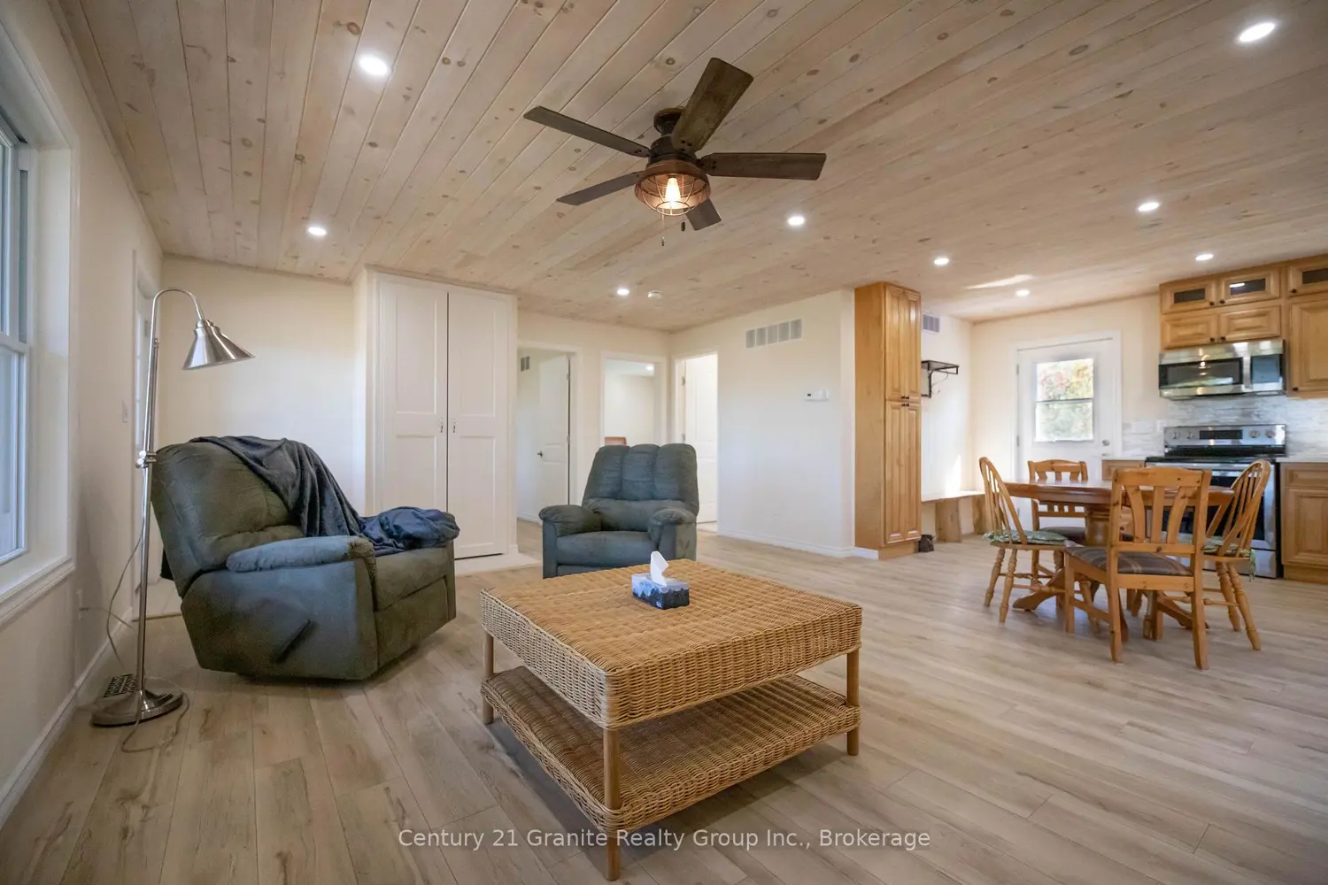 Additional image 4 of 1160 Kennisis Lake Road