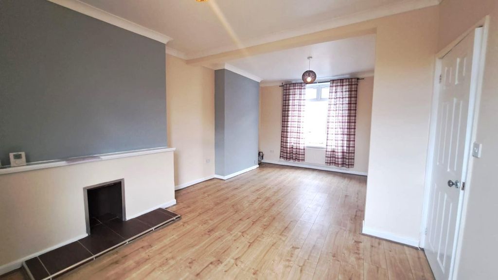Additional image 3 of 3 bed terraced house to rentRectory Road, Crumlin, Newport NP11