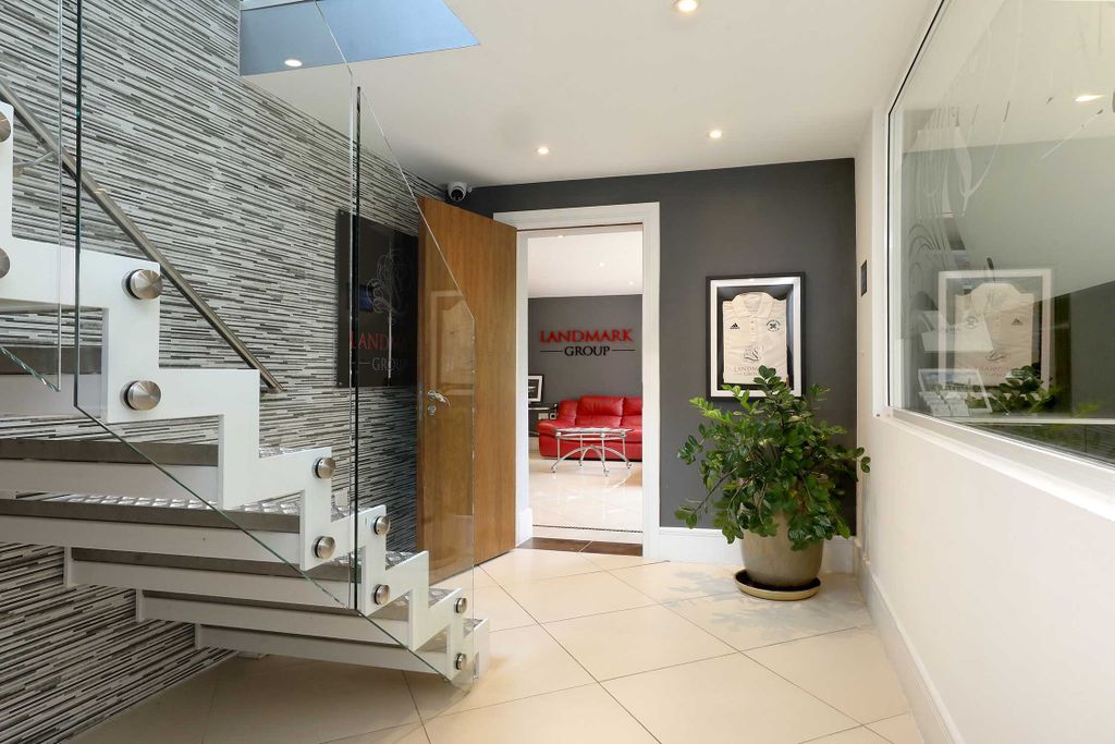 Additional image 33 of 9 bed detached house to rentSlade Oak Lane, Gerrards Cross SL9