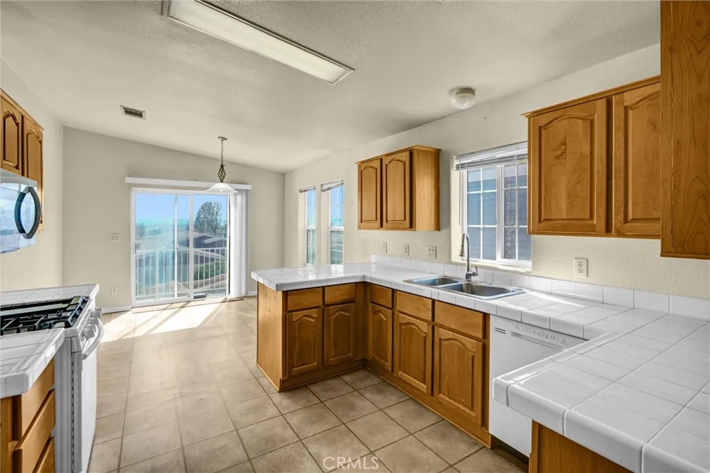 Additional image 39 of 2424 Sunset Ridge Dr., Rosamond, CA 93560