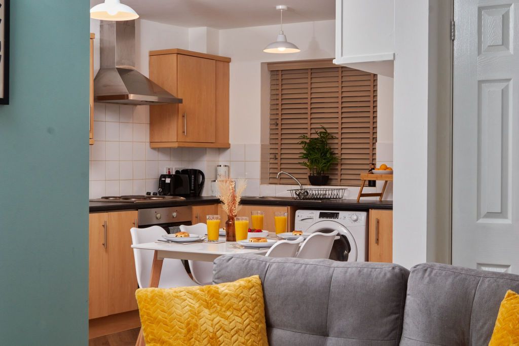 Additional image 4 of 2 bed maisonette to rentSaint Michael's Lane, Leeds LS6