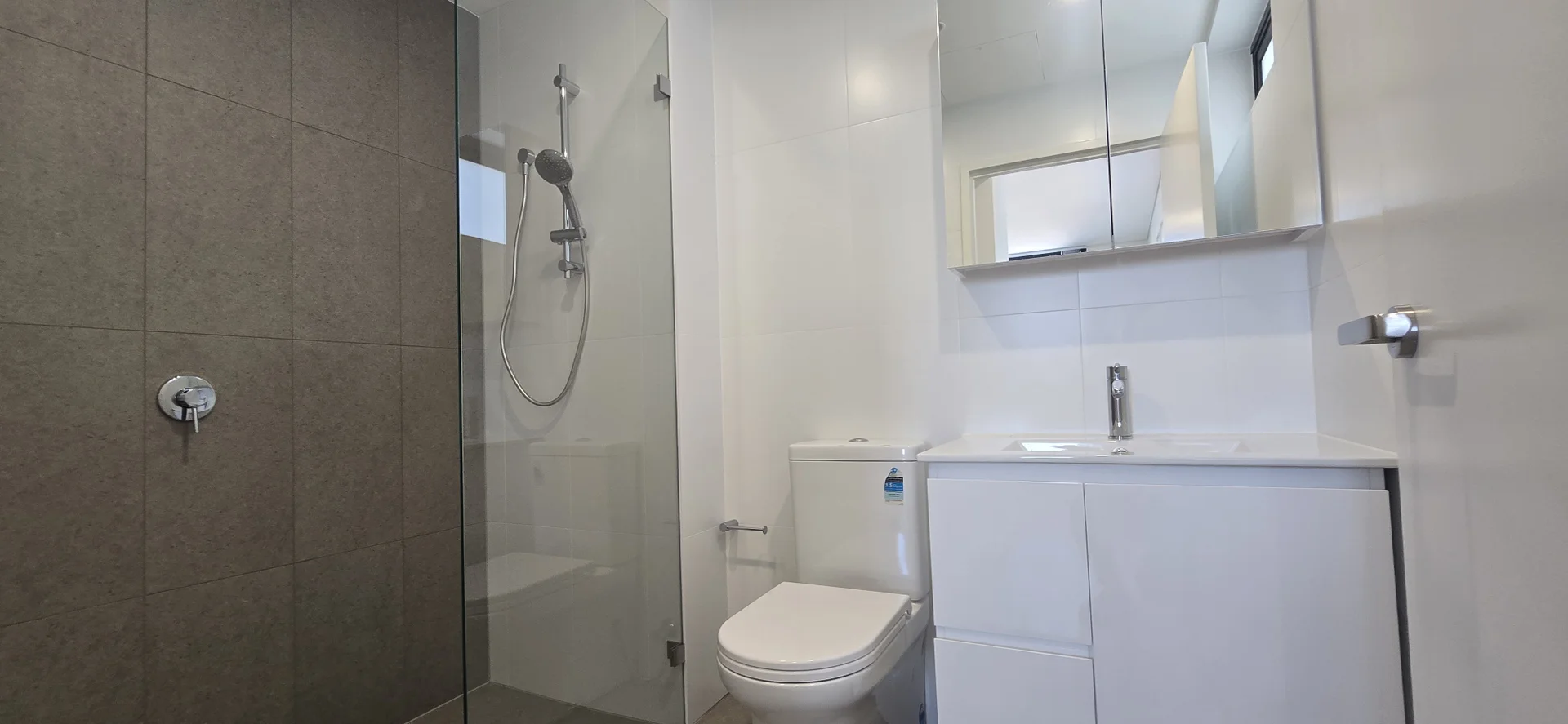 Additional image 8 of A1003/8 The Crescent, Fairfield NSW 2165