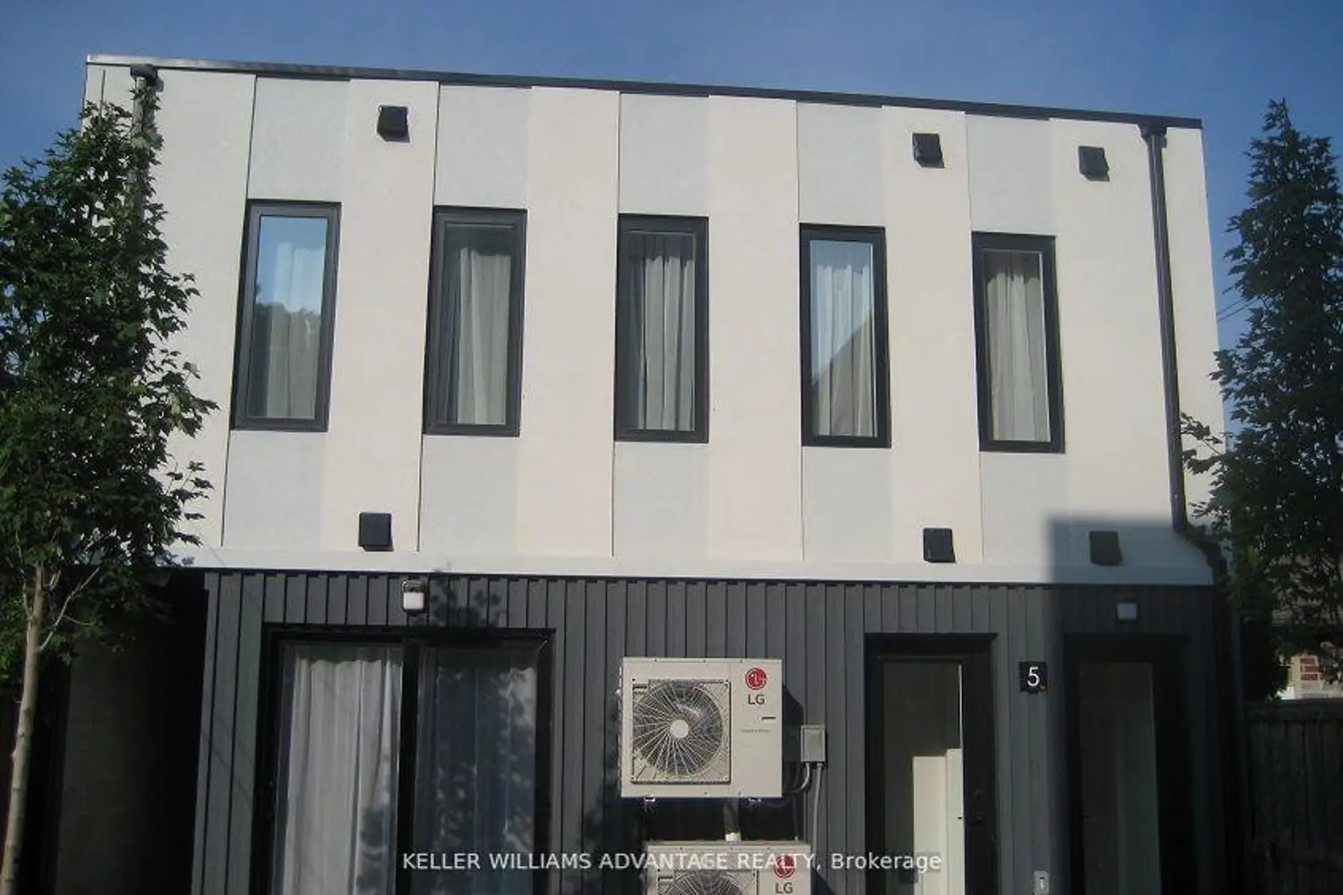 Additional image 5 of 12 Batavia Avenue