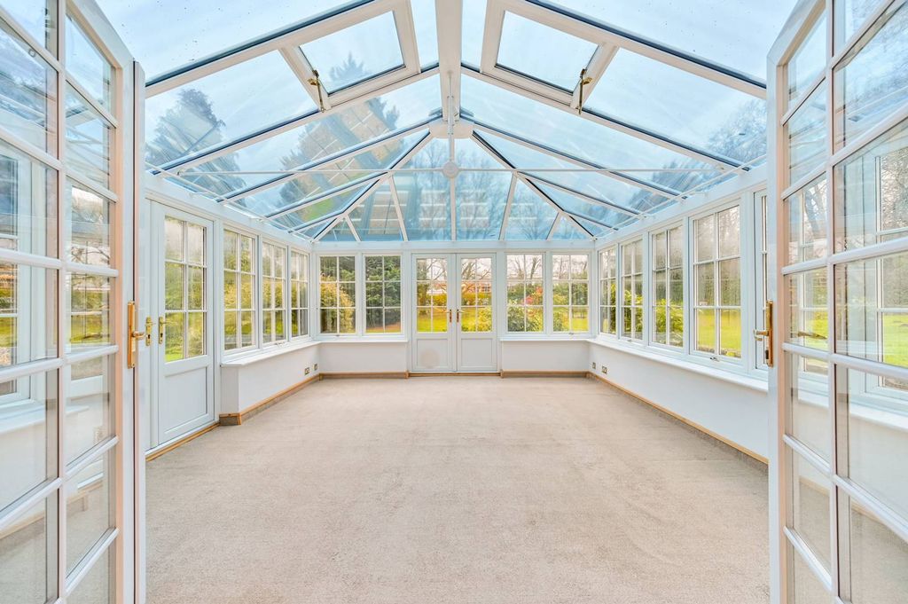 Additional image 8 of 5 bed detached house to rentWentworth Drive, Virginia Water GU25