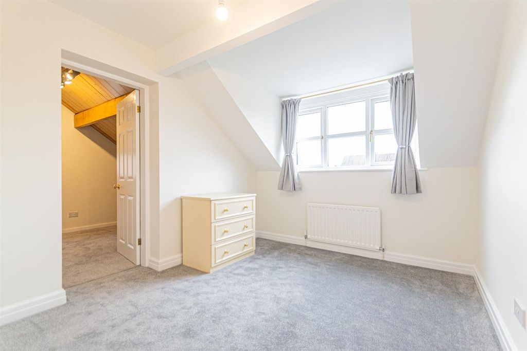 Additional image 15 of 4 bed detached house to rentStoneleigh Gardens, Grappenhall And Thelwall, Warrington WA4