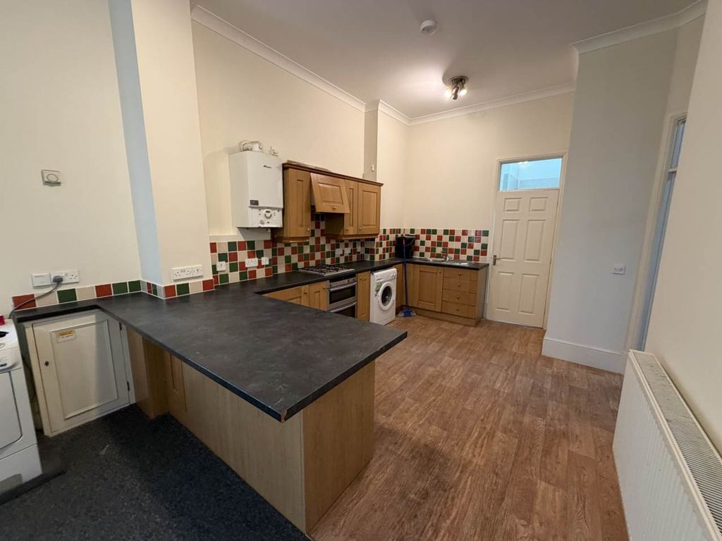 Additional image 2 of 2 bed flat to rentLlys Ardwyn, Aberystwyth, Ceredigion SY23