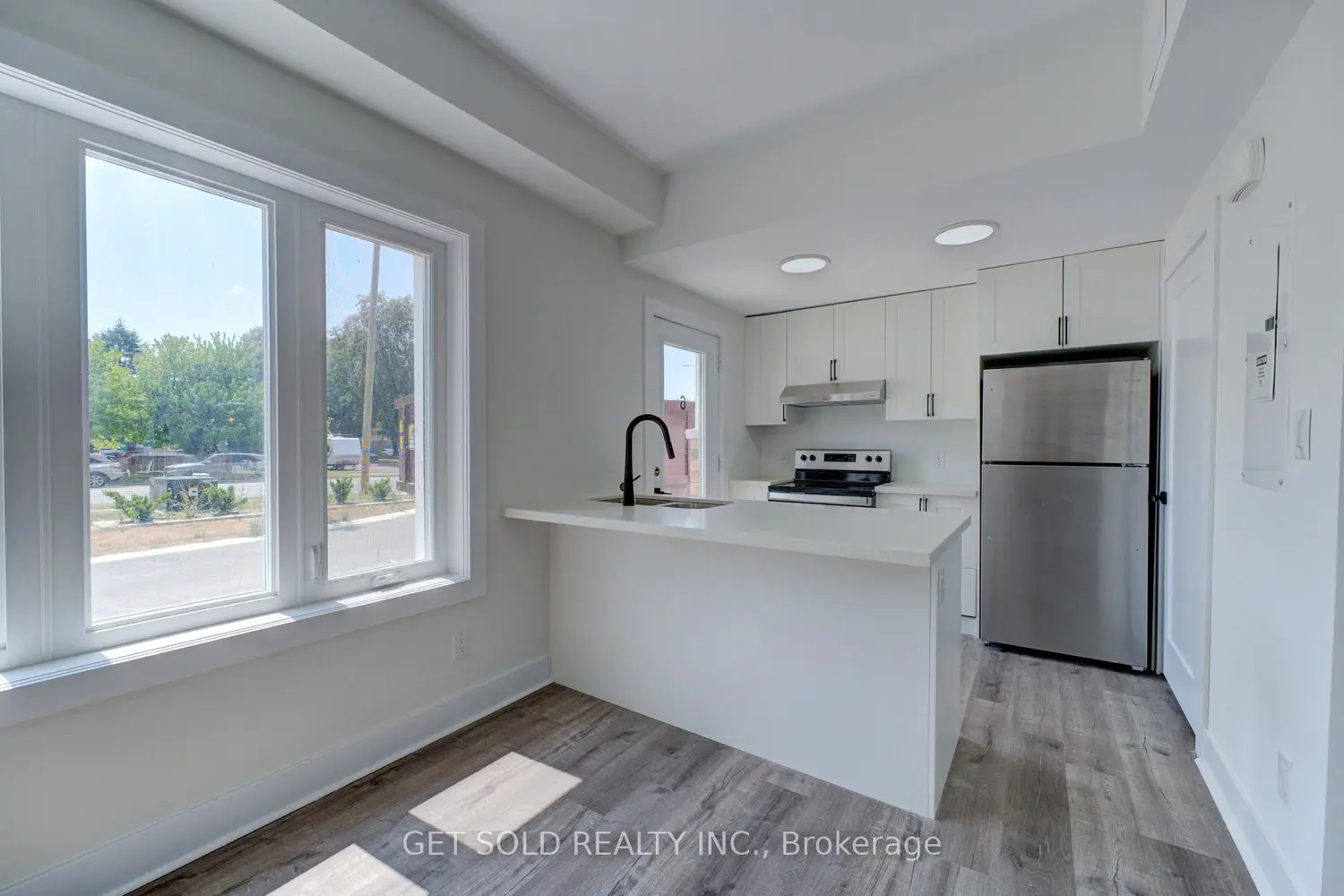 Additional image 6 of 6701 Thorold Stone Road 6