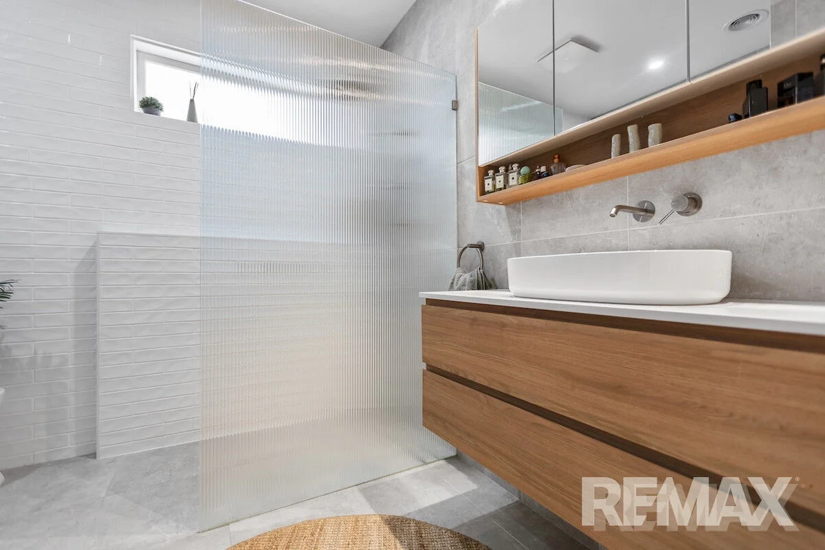 Additional image 16 of 8 Sunshine Avenue, Turvey Park NSW 2650