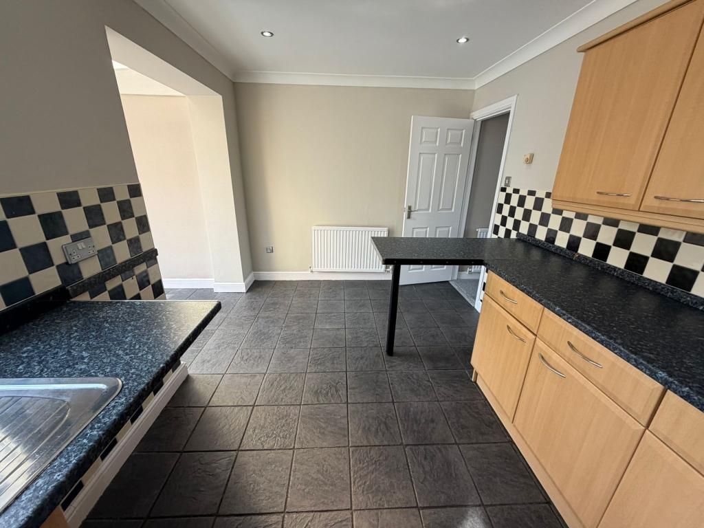 Additional image 7 of 3 bed semi-detached house to rent47 Clos Y Gelli, Llanelli, Carmarthenshire SA14