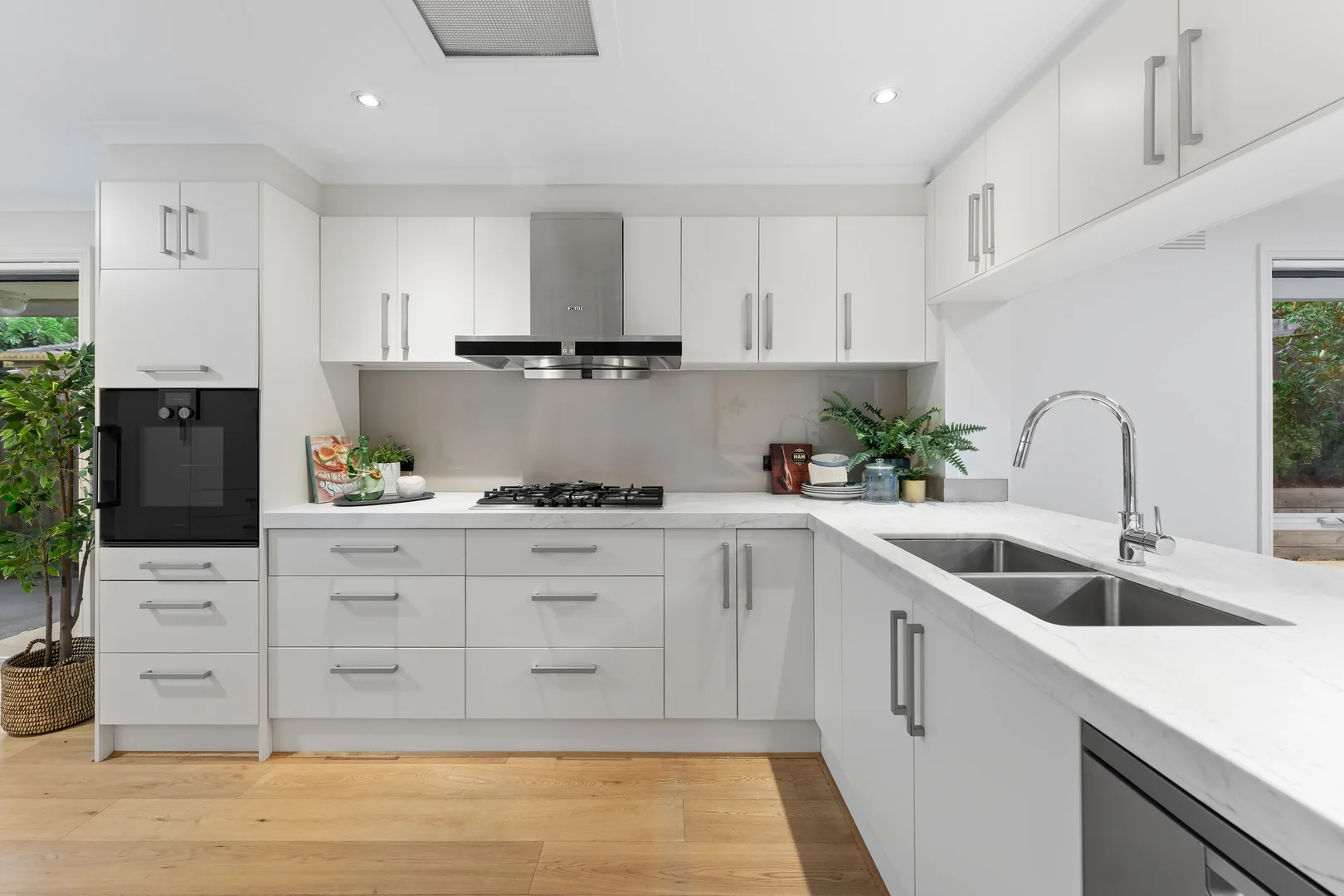 Additional image 5 of 152 King Street, Doncaster East VIC 3109