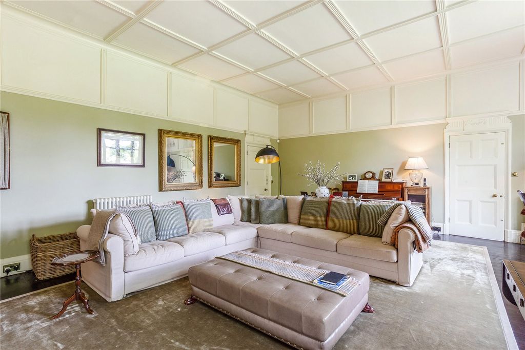 Additional image 11 of 4 bed semi-detached house to rentHenley Road, Marlow, Buckinghamshire SL7