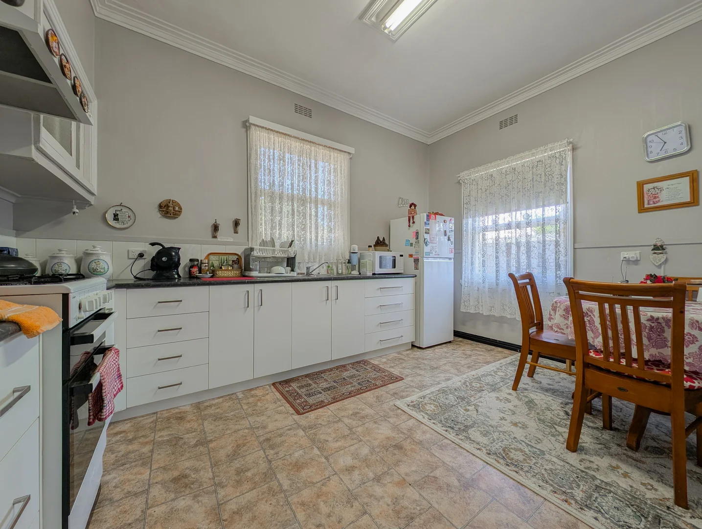 Additional image 2 of 102 Shadforth Street, Kerang VIC 3579