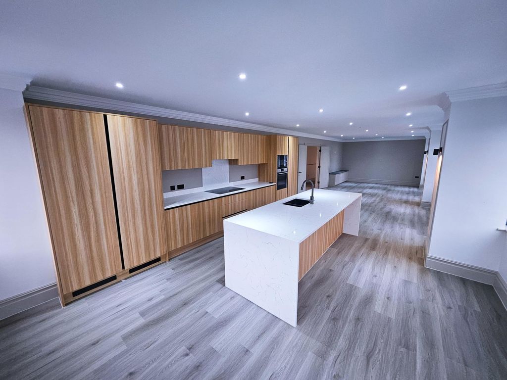 Additional image 8 of 4 bed flat to rentBoughton, Chester CH3