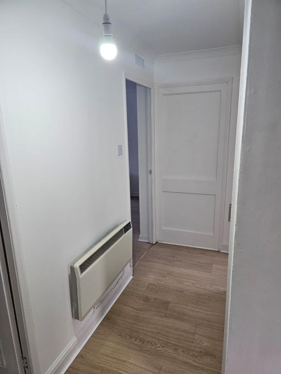 Additional image 6 of 1 bed flat to rentCastleton Drive, Newton Mearns, Glasgow G77