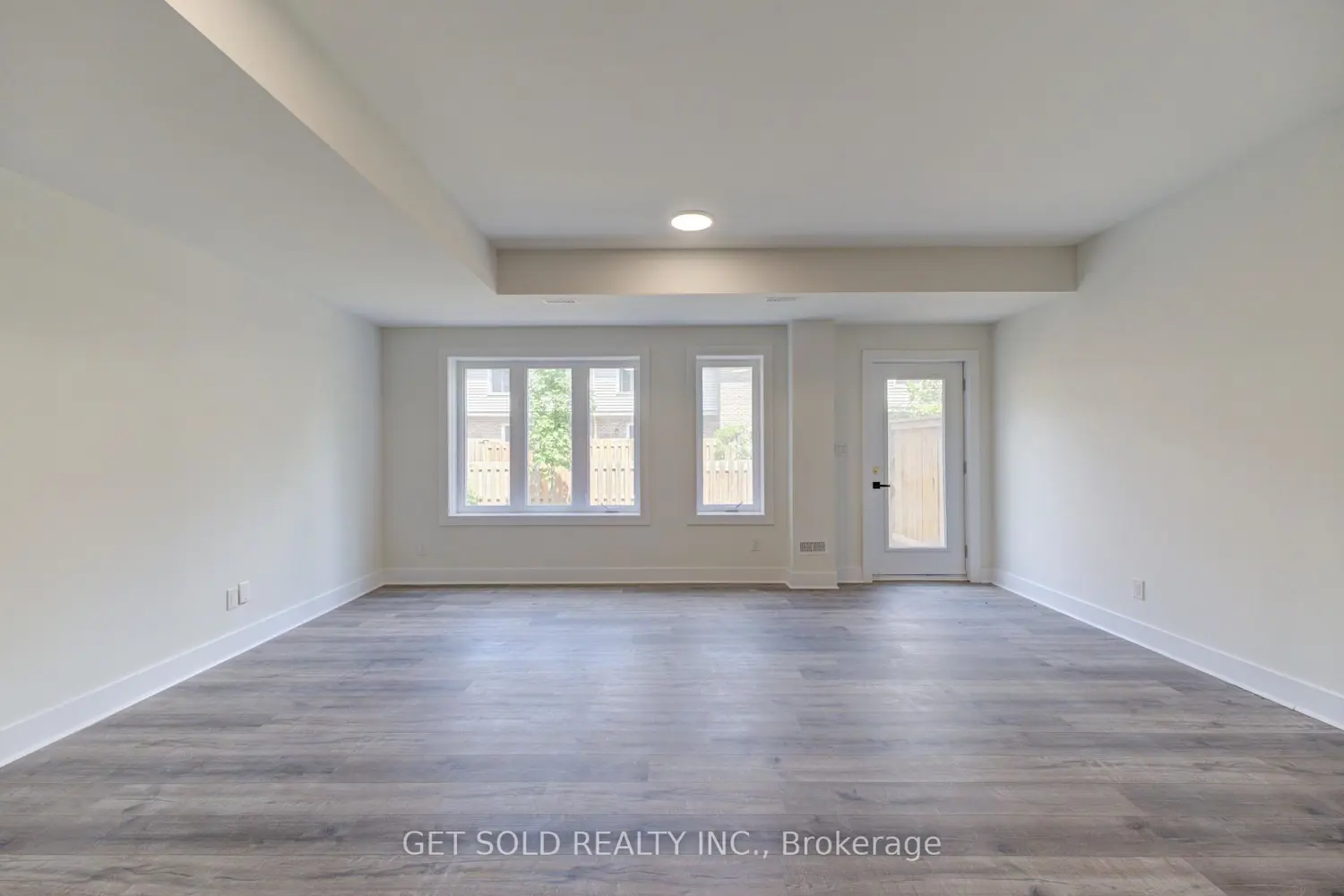 Additional image 10 of 6701 Thorold Stone Road 3