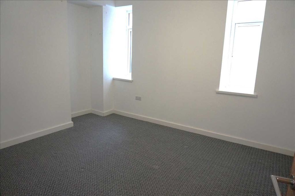 Additional image 6 of 2 bed flat to rentCarmarthen Road, Cross Hands, Llanelli SA14