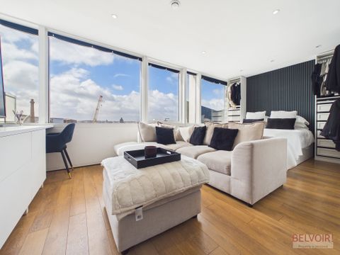 Strand Street, Liverpool L1, Studio for sale