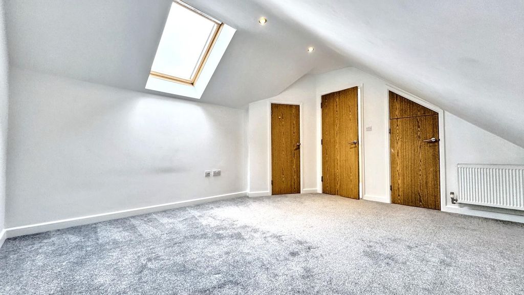Additional image 16 of 4 bed end terrace house to rentAshley Mews, Portview Road, Bristol BS11