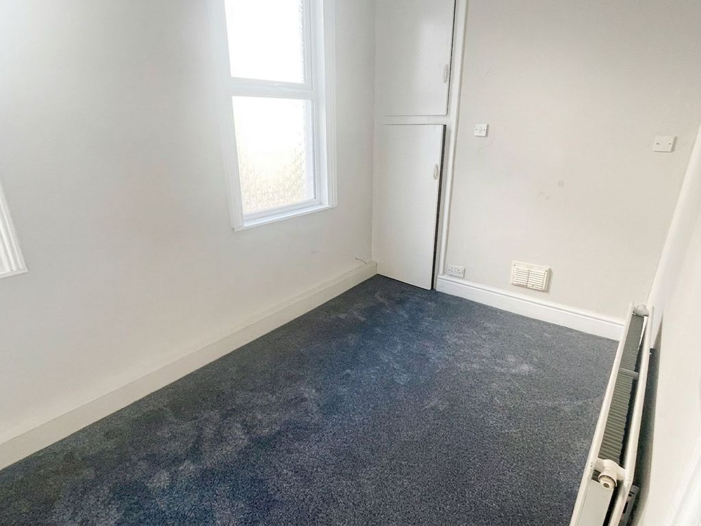 Additional image 4 of 1 bed flat to rentBath Street, Rhyl LL18