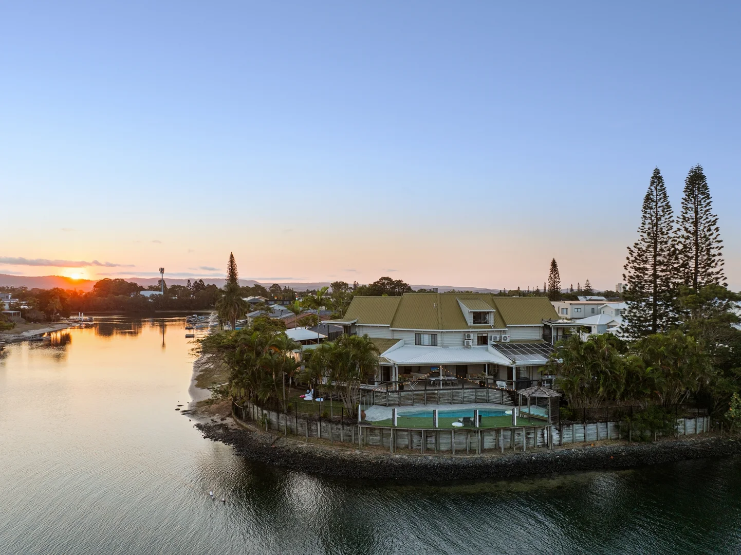 Additional image 11 of 46 Markeri Street, Mermaid Waters QLD 4218