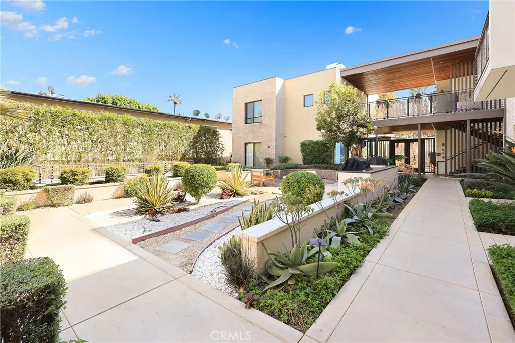 Additional image 22 of 125 Hurlbut St Unit 209, Pasadena, CA 91105