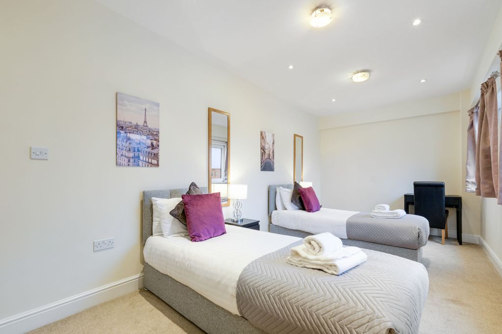 Additional image 8 of 3 bed flat to rentQueen Street, Maidenhead SL6