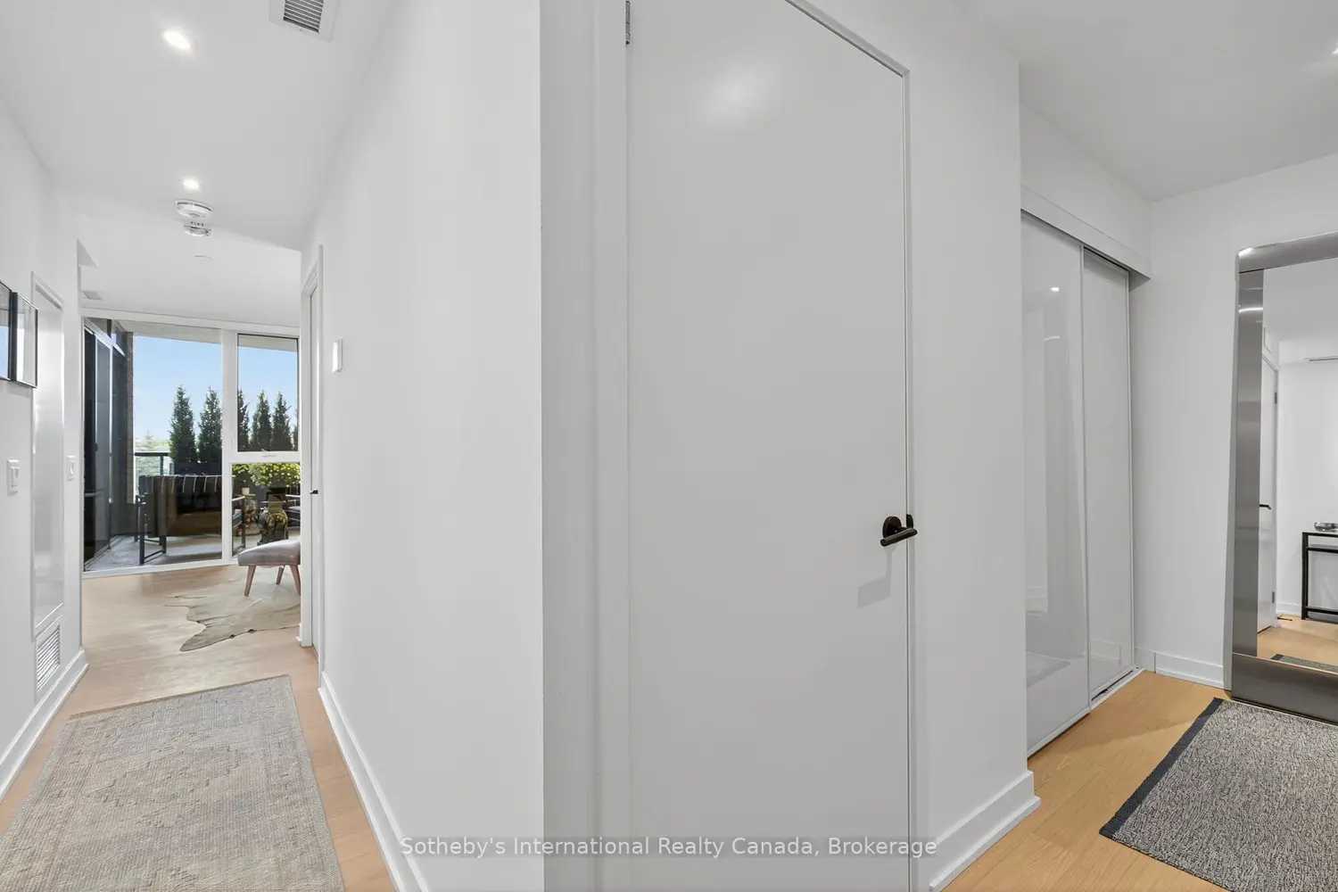 Additional image 3 of 31 Huron Street 224