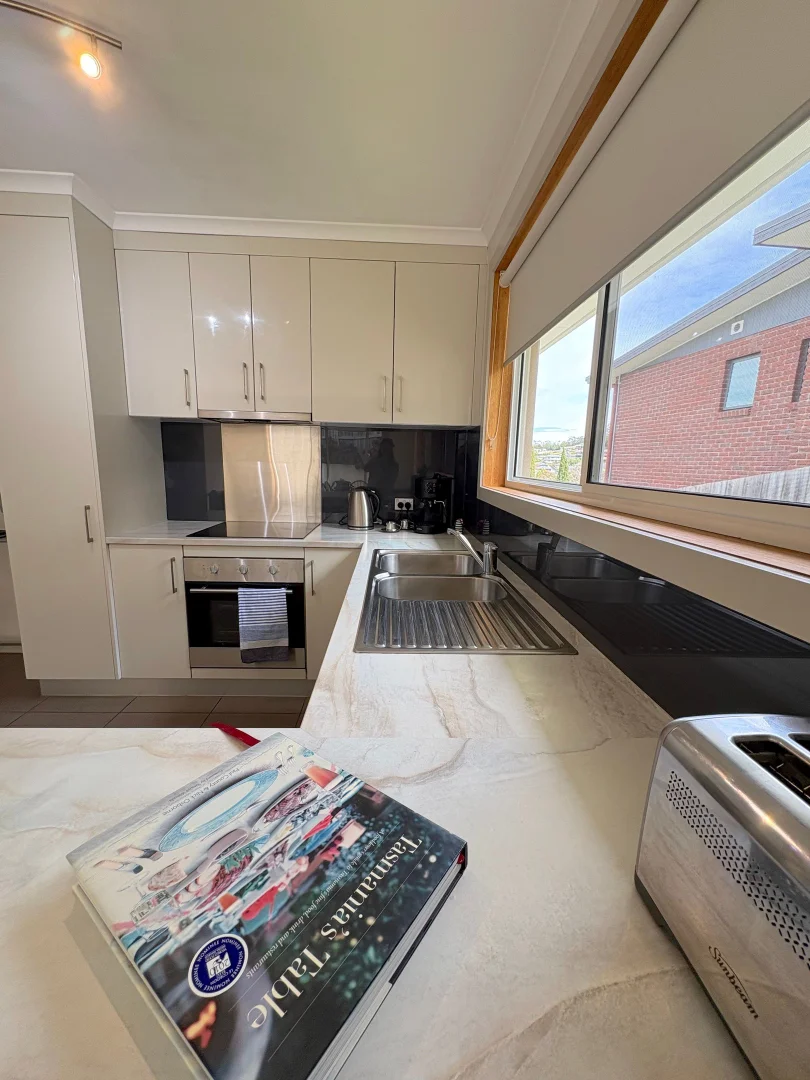 Additional image 9 of 8 Norfolk Drive, Howrah TAS 7018