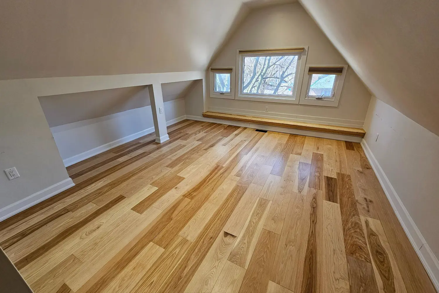 Additional image 7 of 647 Logan Avenue