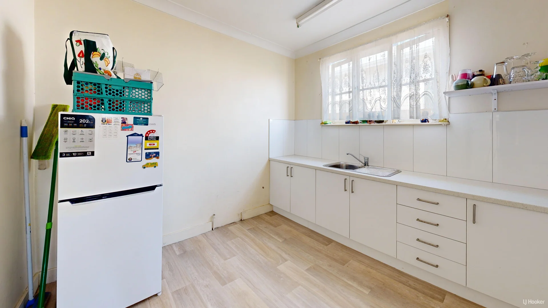 Additional image 7 of 160 Francis Street, West End QLD 4810