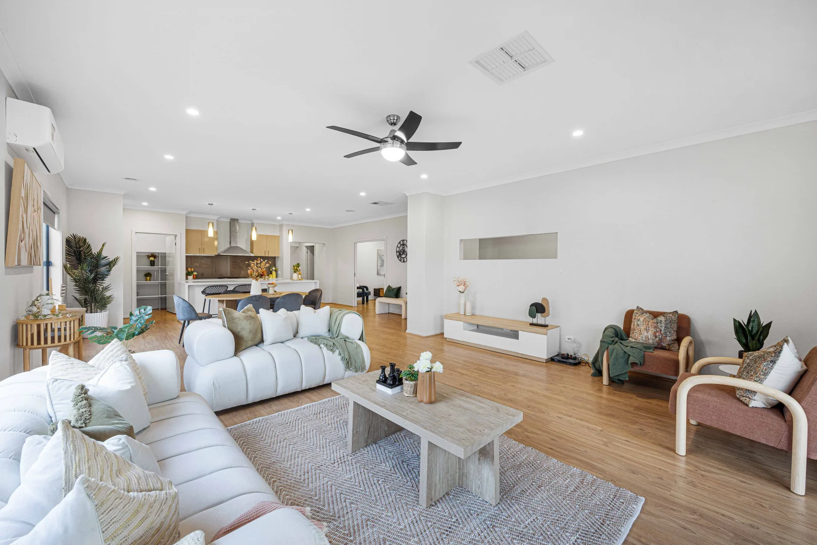 Additional image 12 of 5 Baikal Crescent, Manor Lakes VIC 3024