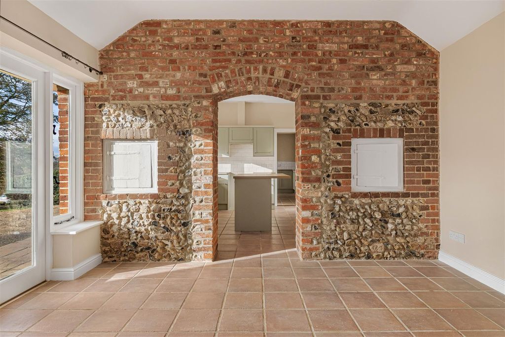 Additional image 8 of 4 bed property to rentChurch Hill, Lidgate, Newmarket CB8