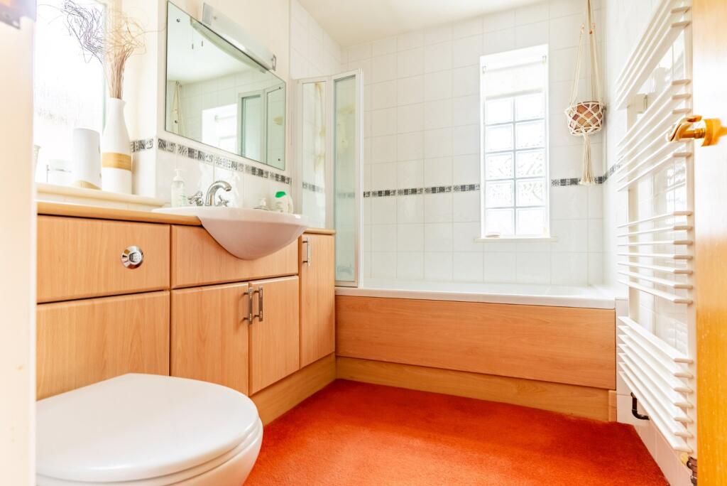 Additional image 16 of Ramsey Close, St. Albans, Hertfordshire, AL1