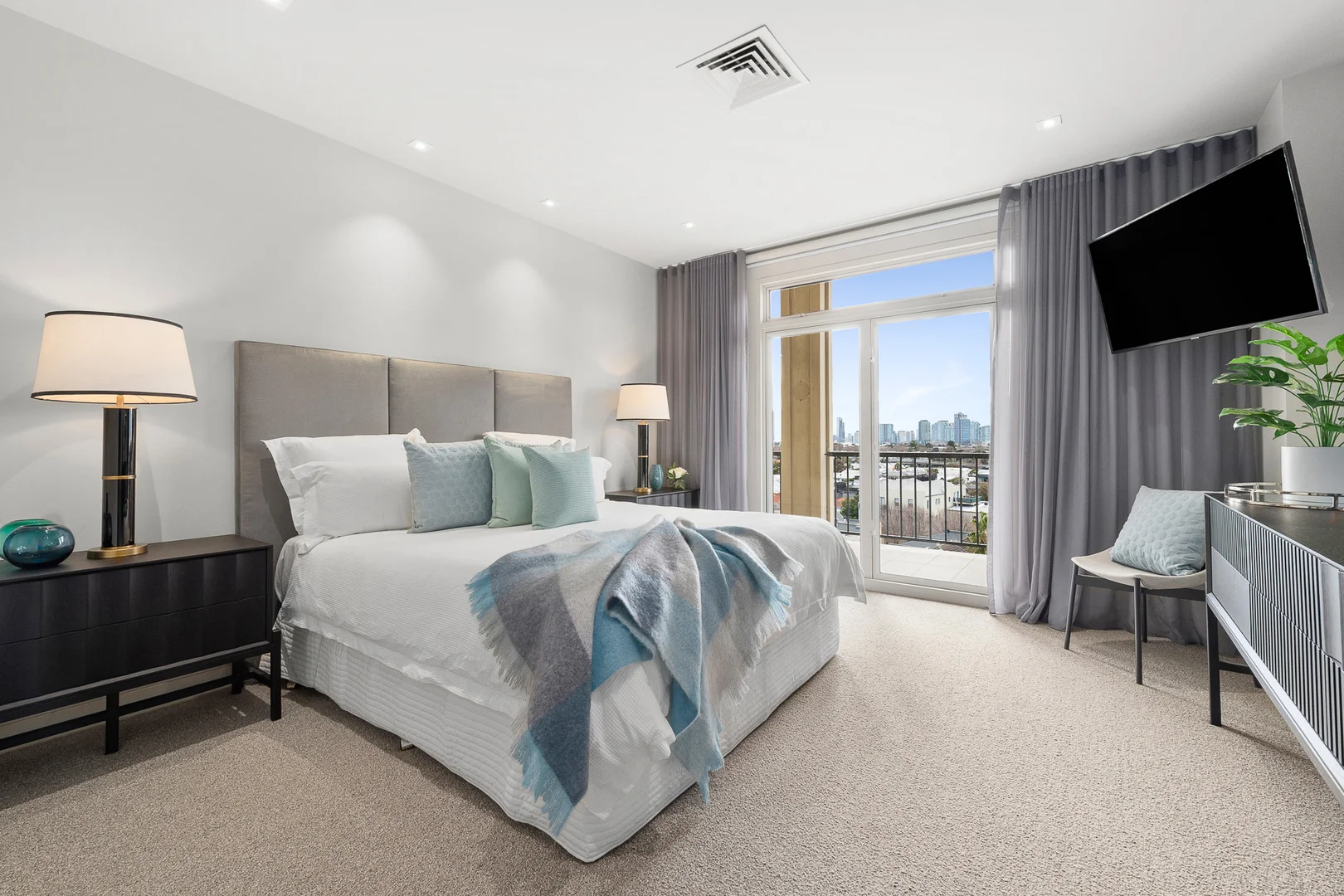 Additional image 8 of 702/89 Beach Street, Port Melbourne VIC 3207