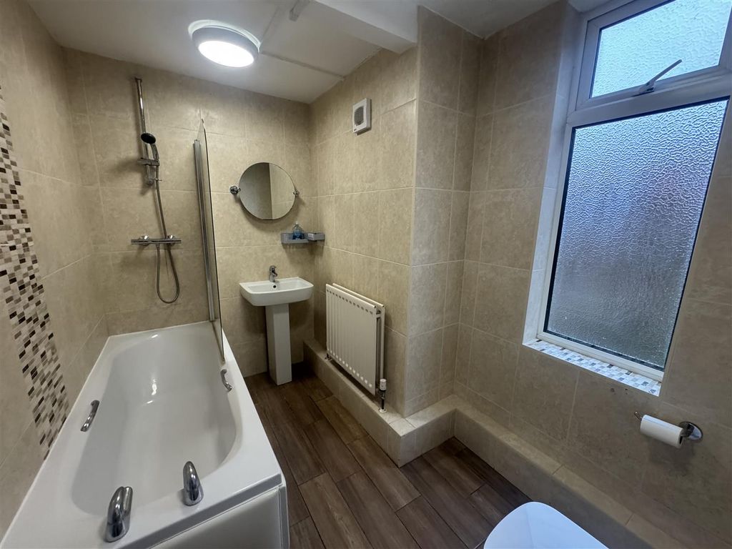 Additional image 10 of 3 bed end terrace house to rentRosebery Avenue, Melton Mowbray LE13