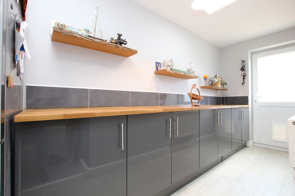Additional image 5 of 4 bed detached house to rentAnvil Way, Kennett CB8