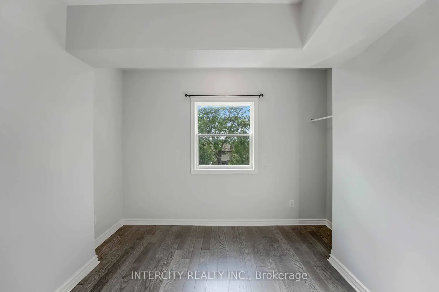 Additional image 12 of 6928 Ailanthus Avenue 306