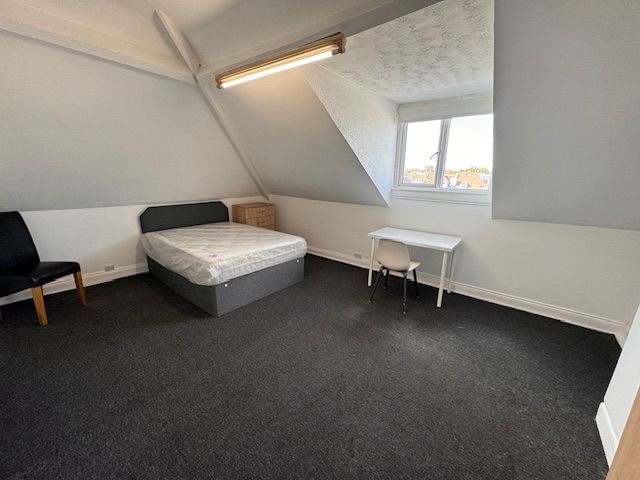 Additional image 14 of 7 bed semi-detached house to rentBalmoral Road, Bristol BS7