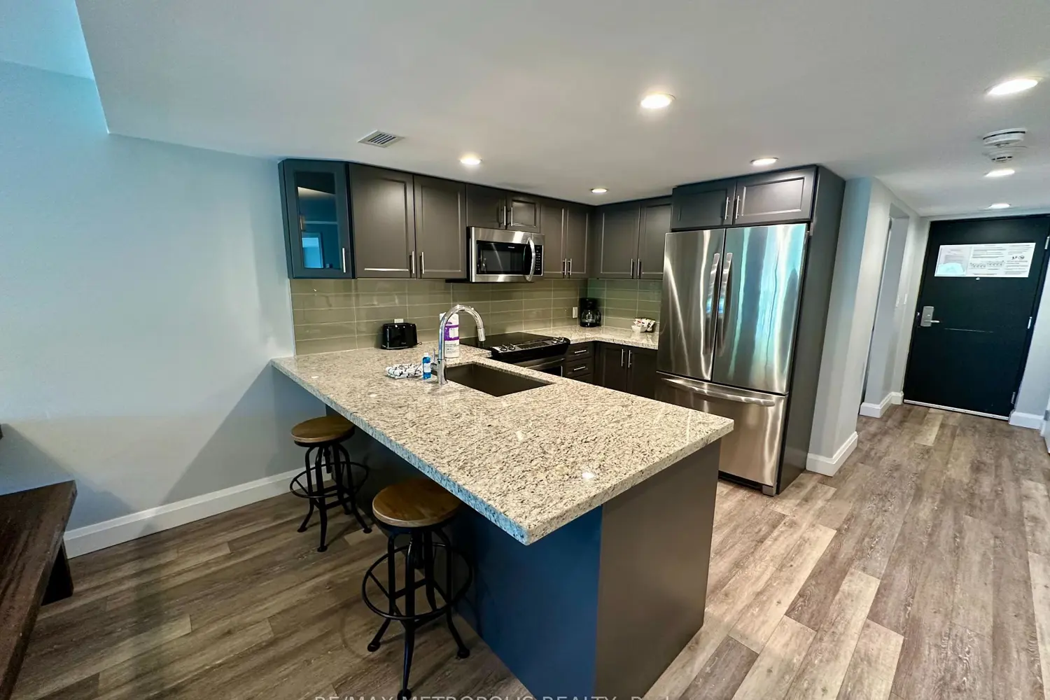 Additional image 10 of 80 Horseshoe Boulevard 301