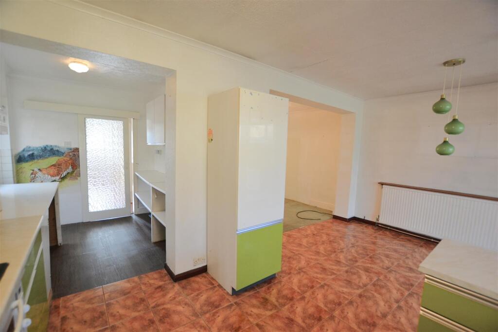 Additional image 13 of Selwyn Crescent, Ellenbrook