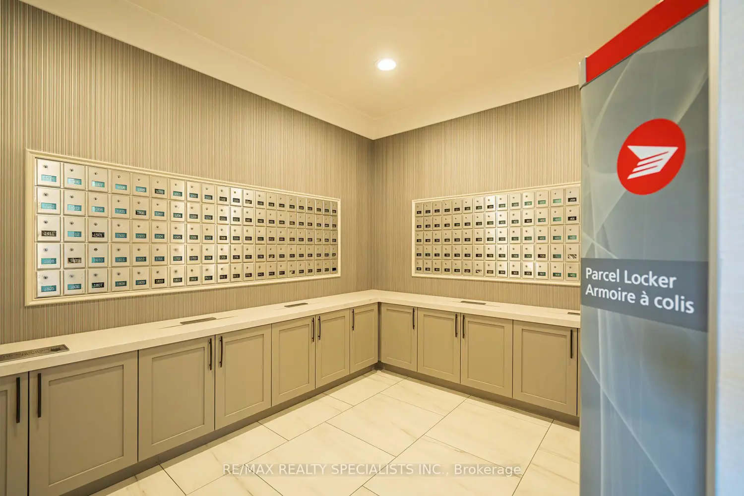 Additional image 18 of 75 King Street 703