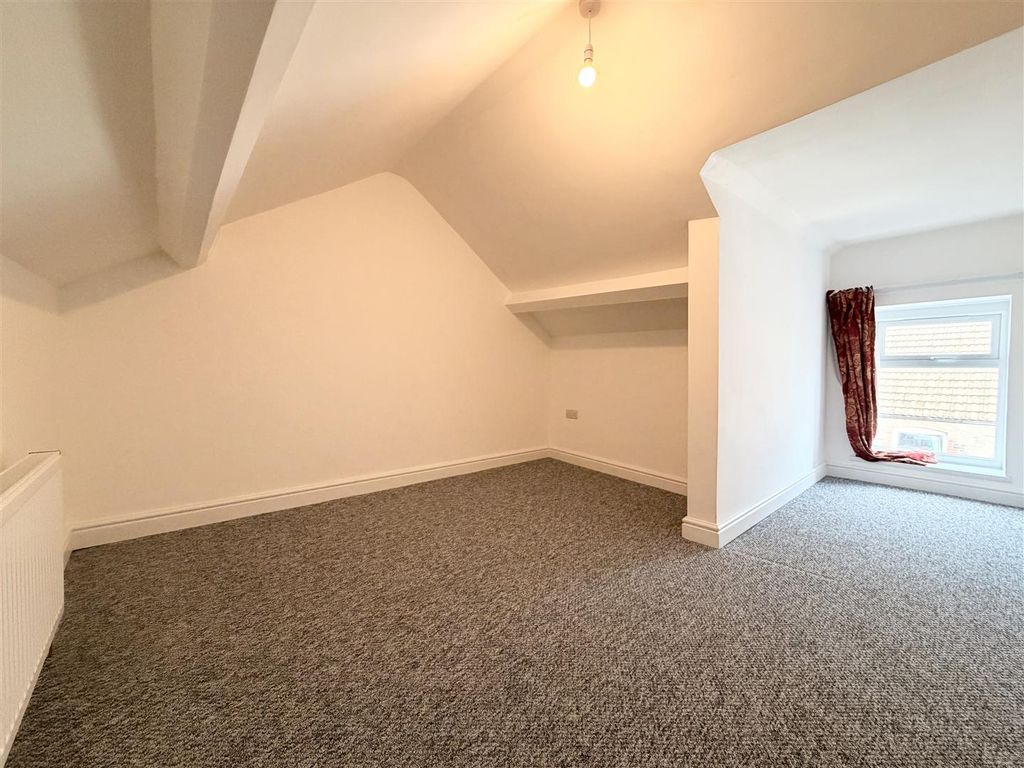 Additional image 20 of Room to rentHMO Property, Commercial Street, Senghenydd, Caerphilly CF83