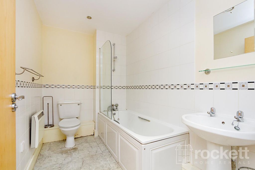 Additional image 12 of 2 bed flat to rentWindsor Court, No. 1 London Road, Newcastle Under Lyme, Staffordshire ST5