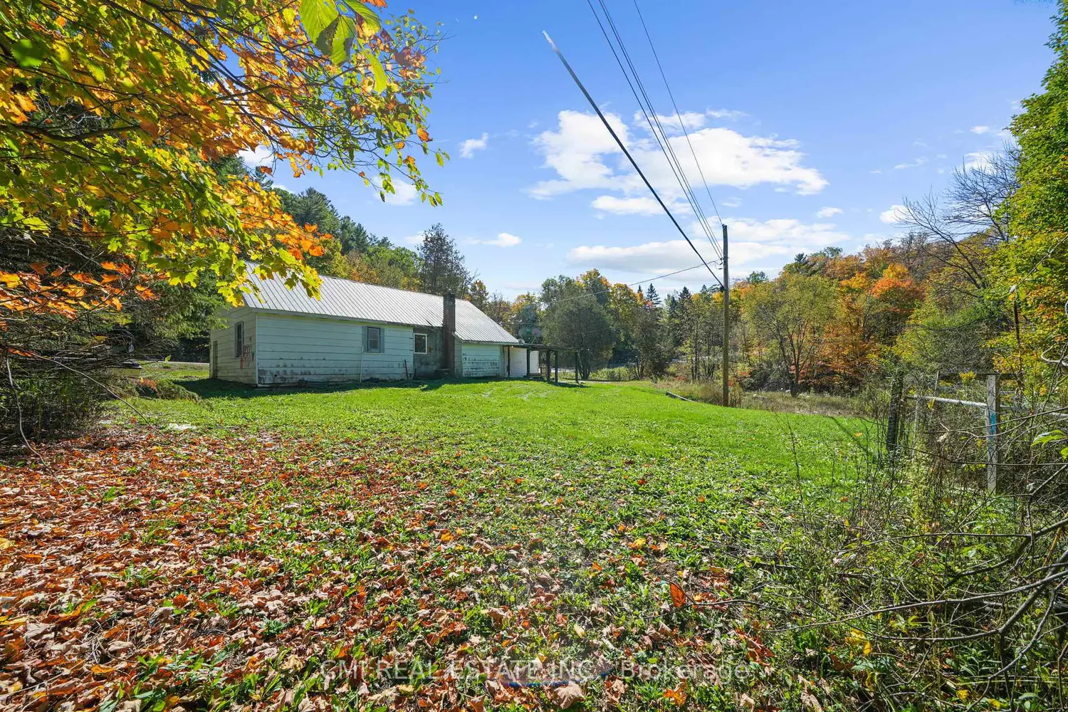 Additional image 17 of 1093 South Lake Road