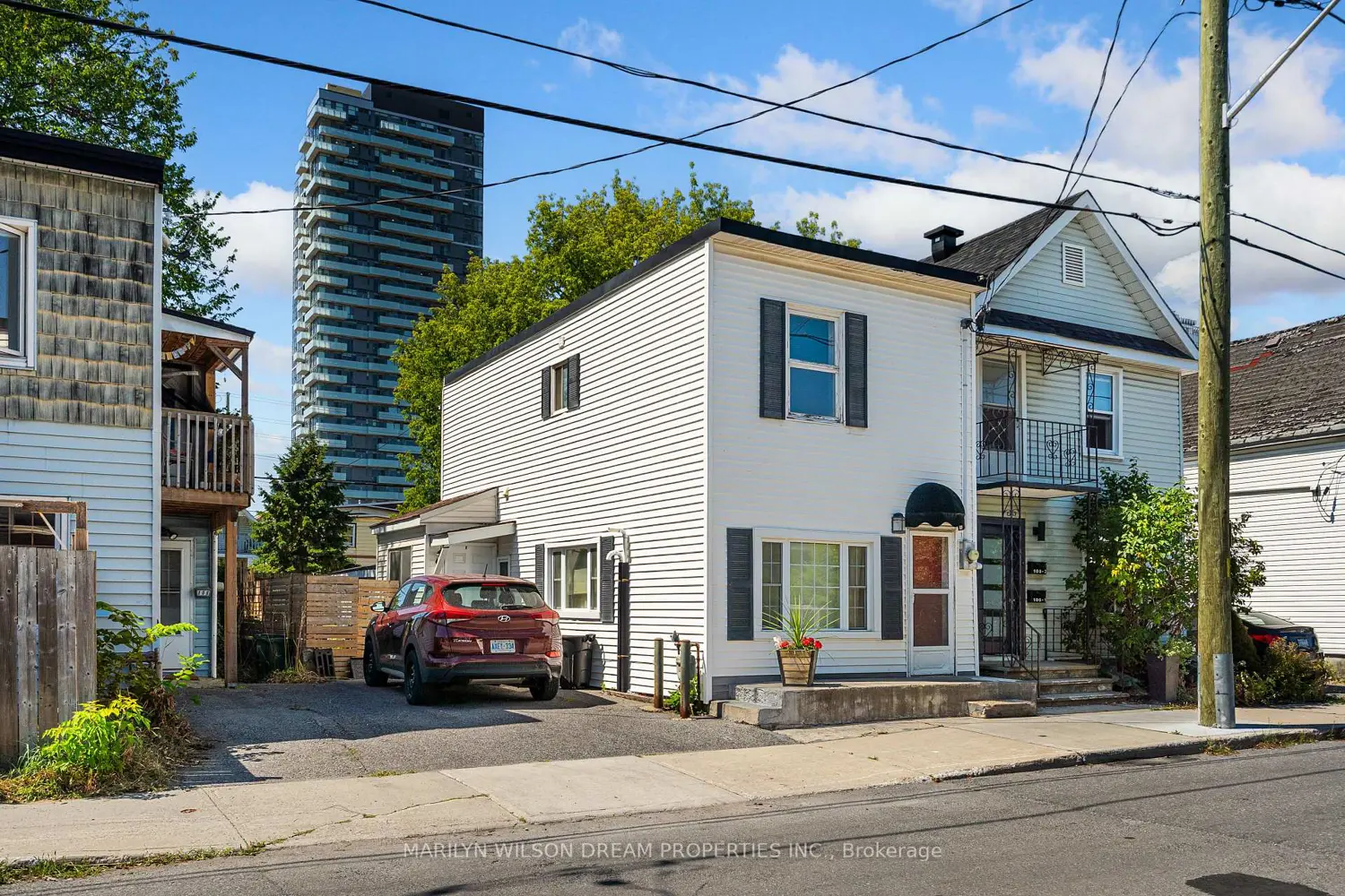 104 Carruthers Avenue