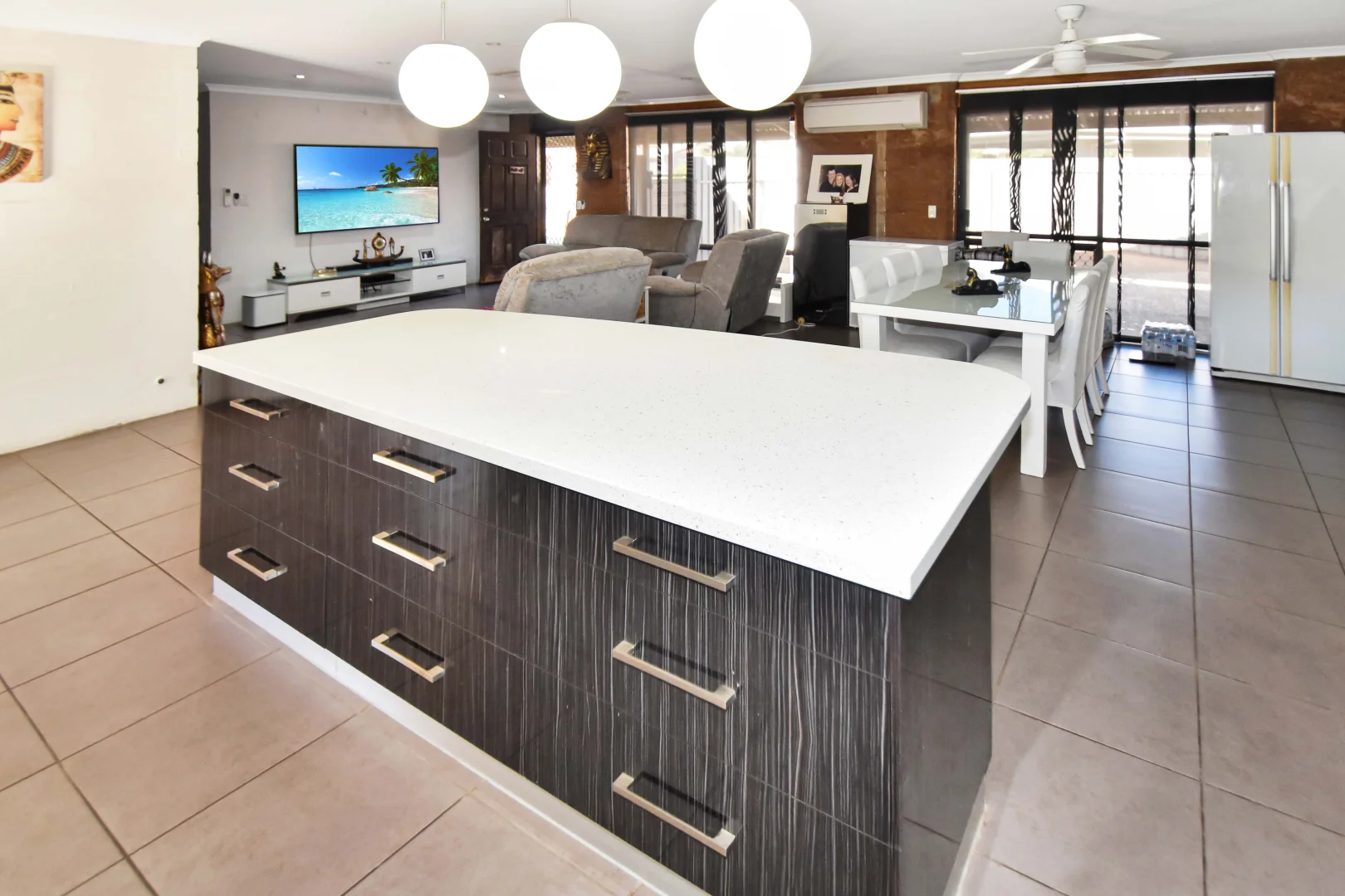 Additional image 3 of 43 Hillside Gardens, Desert Springs NT 0870