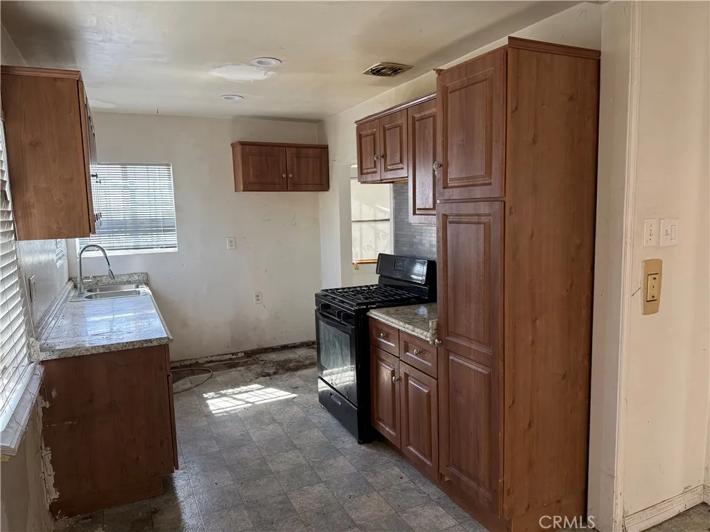 Additional image 8 of 2801 Adriatic Avenue, Long Beach, CA 90810