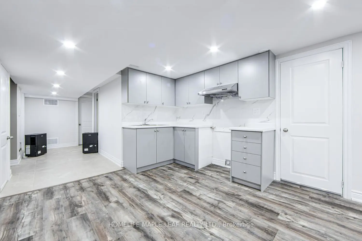 Additional image 12 of 927 #97 Regional Road