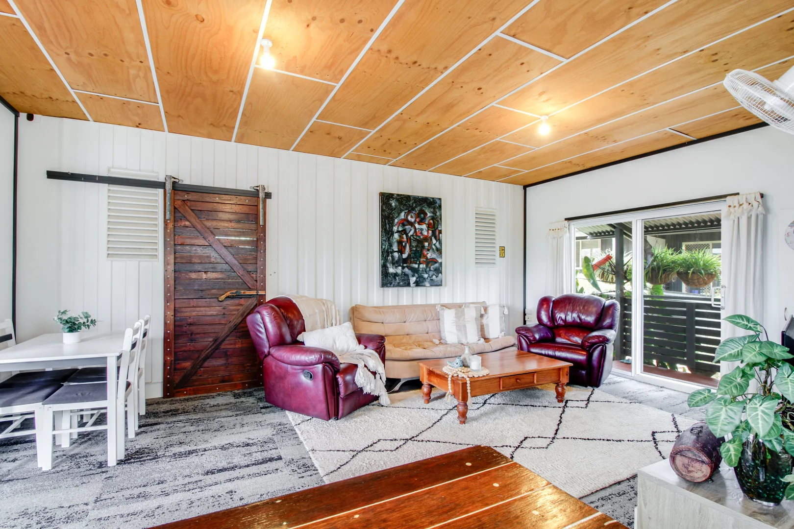 Additional image 5 of 22 Waterside Dr, Macleay Island QLD 4184