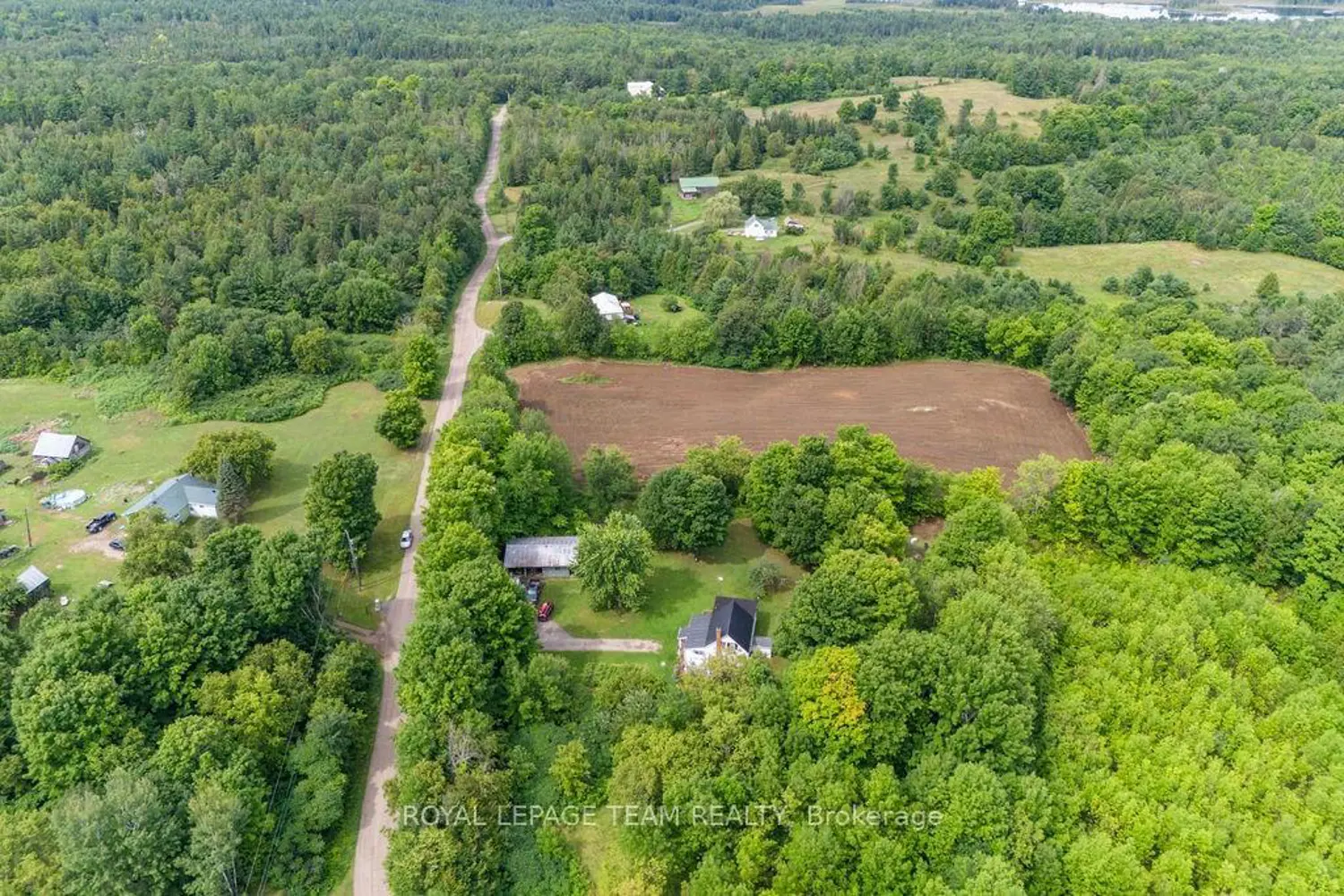 Additional image 3 of 1448 Perrault Road